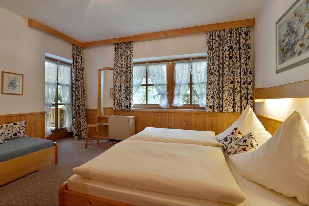 Haus Gaisberger Lägenhet Mayrhofen Rum bild